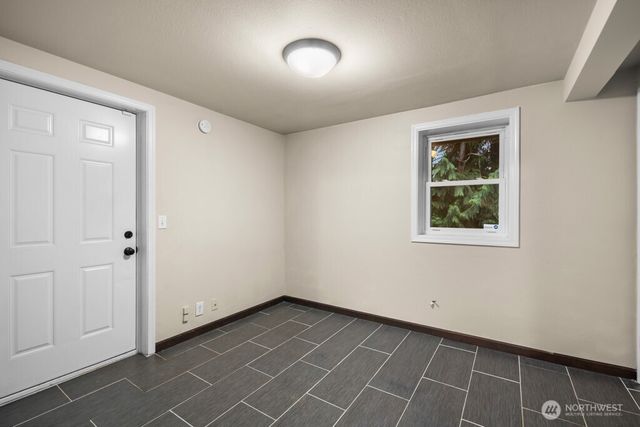 4706 Picnic Point Road, Edmonds, WA 98026