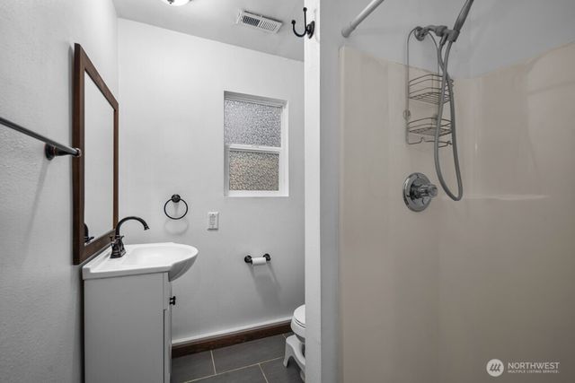 4706 Picnic Point Road, Edmonds, WA 98026