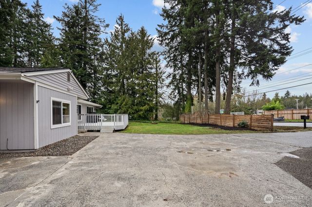 4706 Picnic Point Road, Edmonds, WA 98026