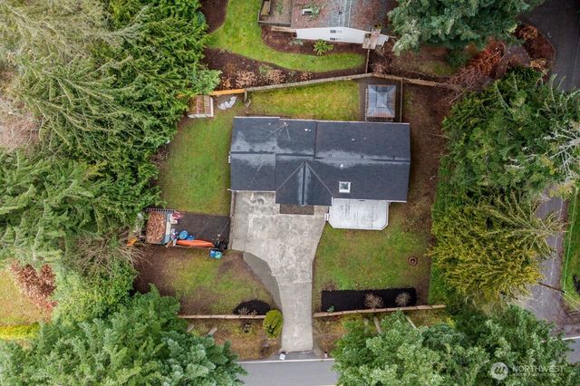 4706 Picnic Point Road, Edmonds, WA 98026