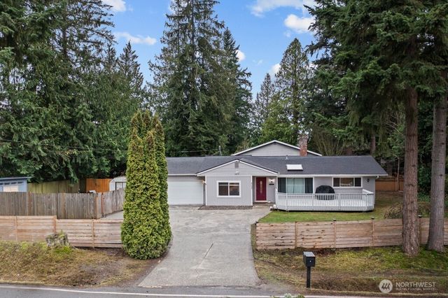 4706 Picnic Point Road, Edmonds, WA 98026