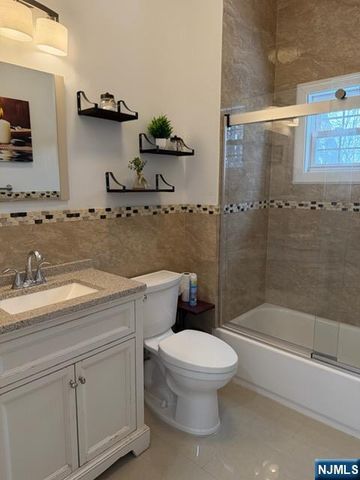 6909 Polk, Guttenberg, NJ 07093