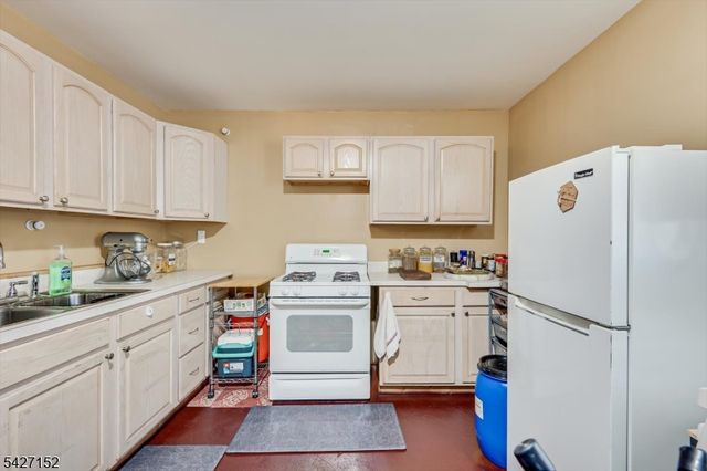 426 Frederick Ave, South Plainfield Boro, NJ 07080