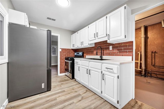 127 Palmetto Avenue, Akron, OH 44301