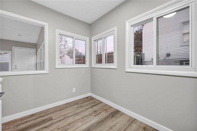 127 Palmetto Avenue, Akron, OH 44301