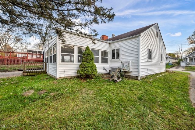 127 Palmetto Avenue, Akron, OH 44301