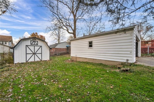 127 Palmetto Avenue, Akron, OH 44301