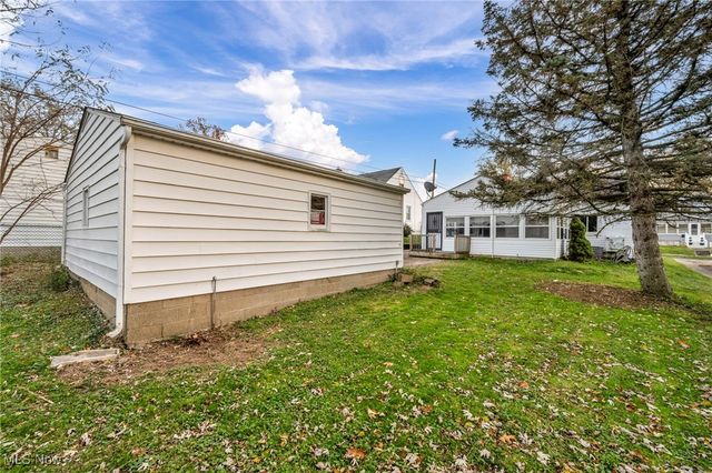 127 Palmetto Avenue, Akron, OH 44301