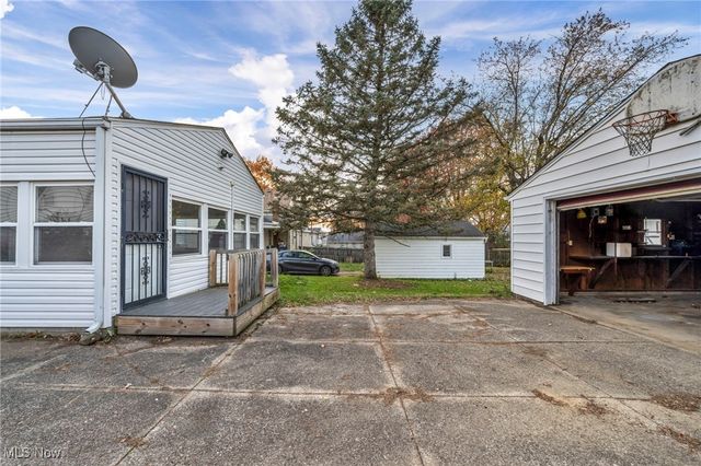 127 Palmetto Avenue, Akron, OH 44301