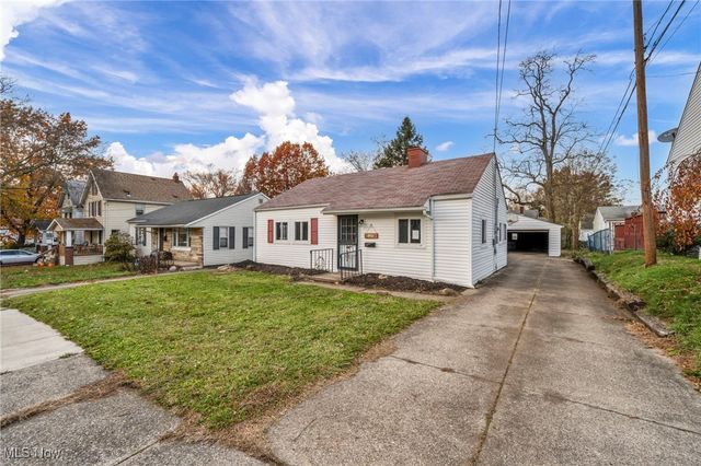 127 Palmetto Avenue, Akron, OH 44301