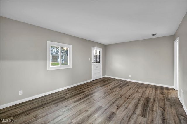 127 Palmetto Avenue, Akron, OH 44301