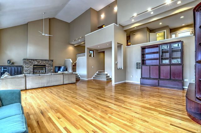 170 Calamus Meadow Road, Hamden, CT 06514