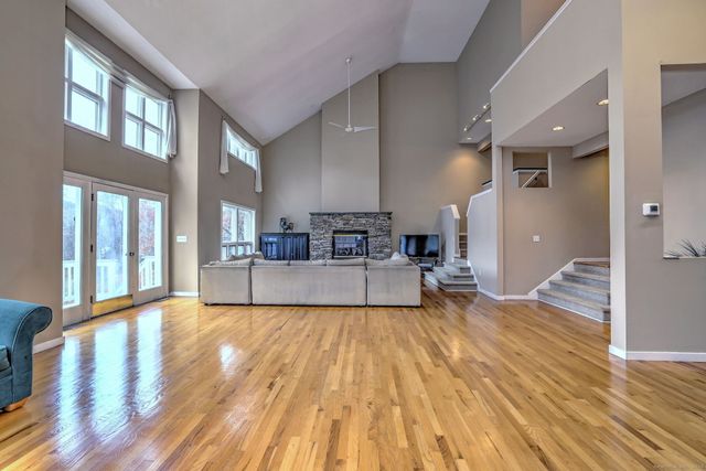 170 Calamus Meadow Road, Hamden, CT 06514