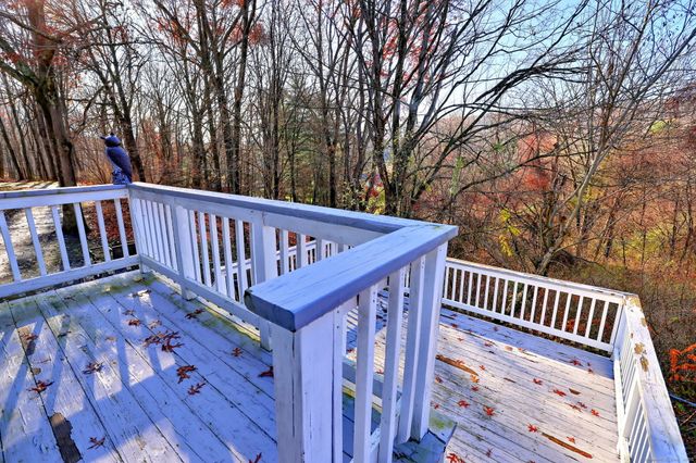 170 Calamus Meadow Road, Hamden, CT 06514