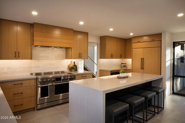 10040 E HAPPY VALLEY Road 401, Scottsdale, AZ 85255