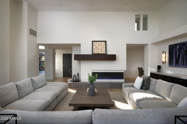 10040 E HAPPY VALLEY Road 401, Scottsdale, AZ 85255
