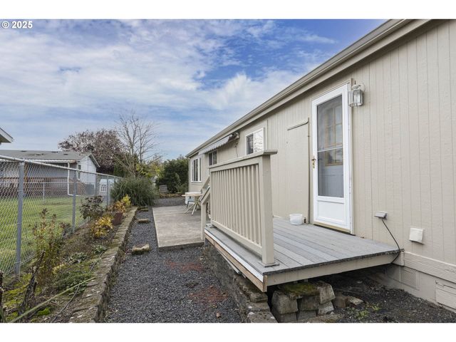 1156 Sw WESTVALE St, Mc Minnville, OR 97128