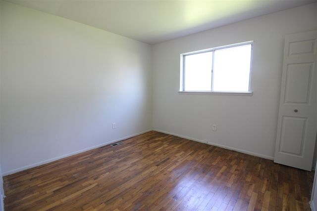 34740 Beaconsfield Street, Clinton Township, MI 48035