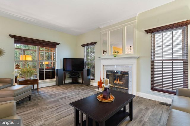 20617 AVALON CT, Sterling, VA 20165