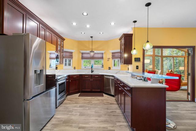 20617 AVALON CT, Sterling, VA 20165