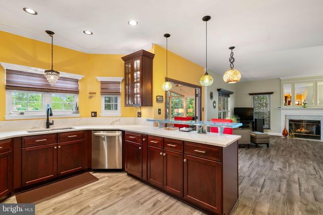 20617 AVALON CT, Sterling, VA 20165