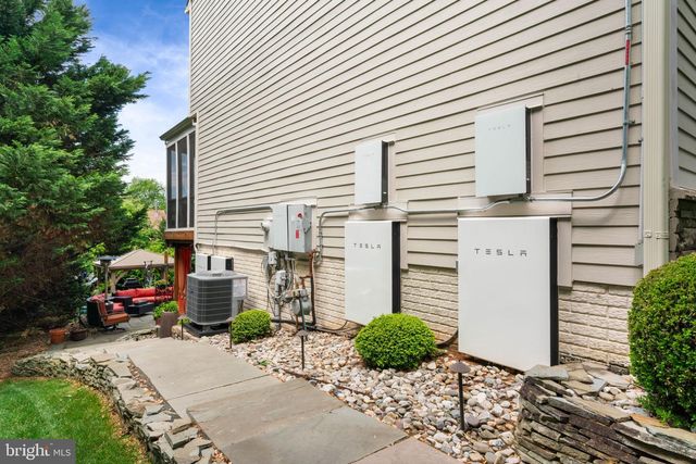20617 AVALON CT, Sterling, VA 20165