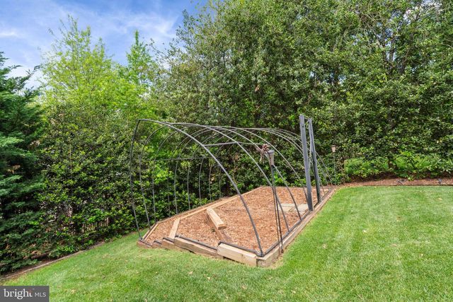 20617 AVALON CT, Sterling, VA 20165