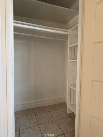 6522 Estrella, Los Angeles, CA 90044