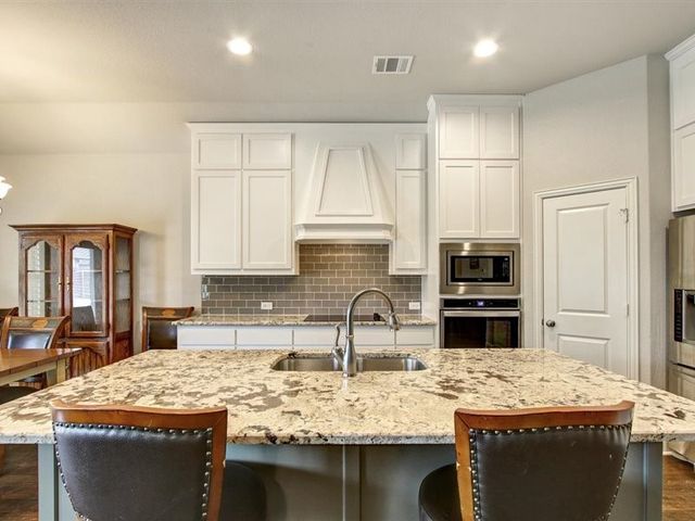 433 Garden Tree Trail, Midlothian, TX 76065