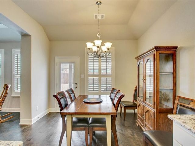 433 Garden Tree Trail, Midlothian, TX 76065