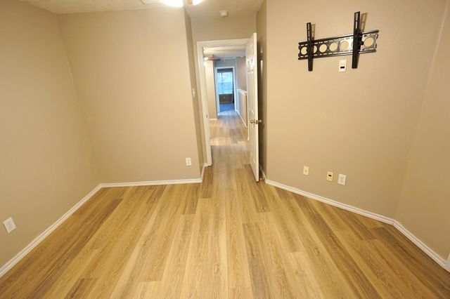 126 E Stedhill Loop, The Woodlands, TX 77384