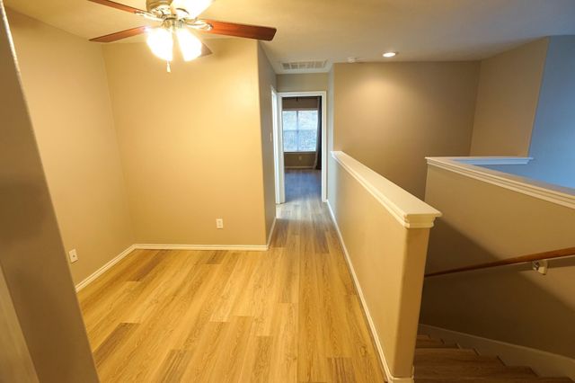 126 E Stedhill Loop, The Woodlands, TX 77384