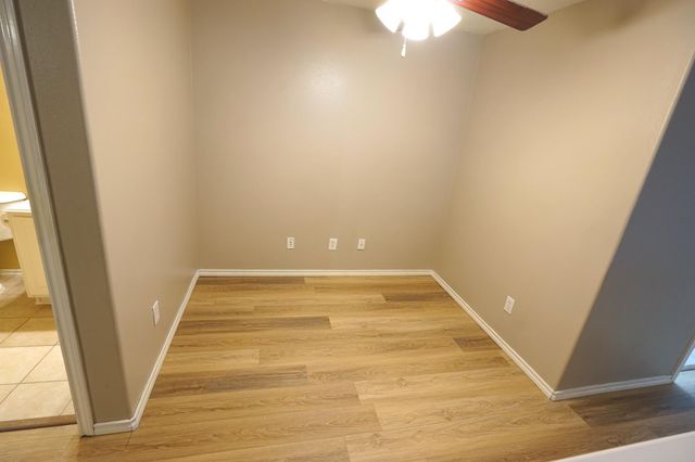 126 E Stedhill Loop, The Woodlands, TX 77384