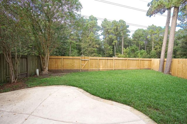 126 E Stedhill Loop, The Woodlands, TX 77384