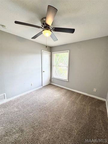 4426 NARROW LANE Road, Montgomery, AL 36116