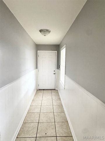 4426 NARROW LANE Road, Montgomery, AL 36116
