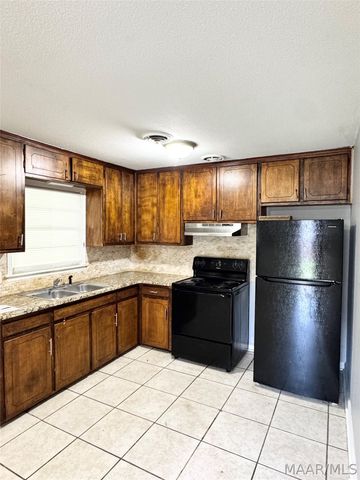 4426 NARROW LANE Road, Montgomery, AL 36116