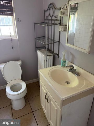 17 PROGRESS AVE, Woodbury, NJ 08096