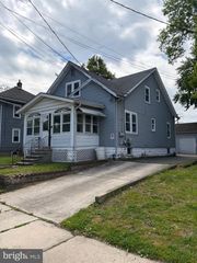 17 PROGRESS AVE, Woodbury, NJ 08096