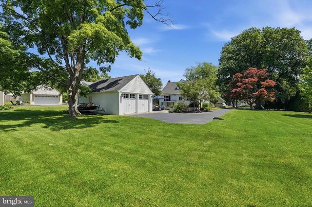 1006 HILL AVE, Langhorne, PA 19047