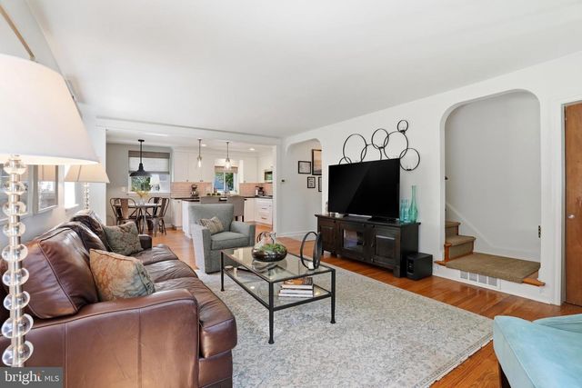 1006 HILL AVE, Langhorne, PA 19047