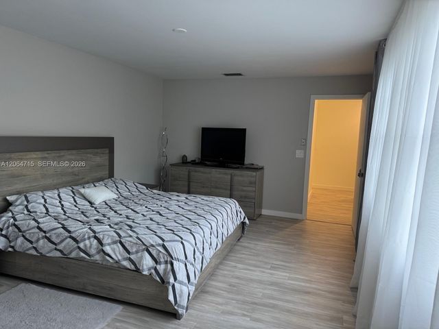 11008 Mainsail Drive, Cooper City, FL 33026