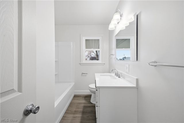 227 E Wilson Street, Struthers, OH 44471