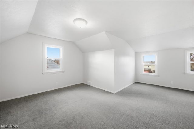 227 E Wilson Street, Struthers, OH 44471