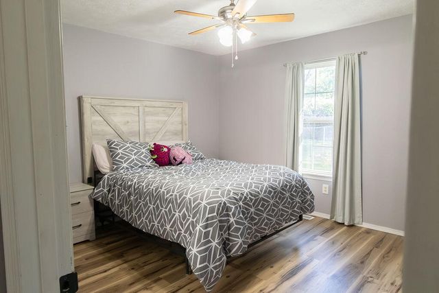 222 N Westport Avenue, Springfield, MO 65802