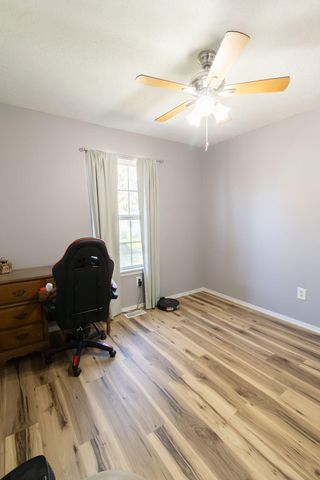 222 N Westport Avenue, Springfield, MO 65802