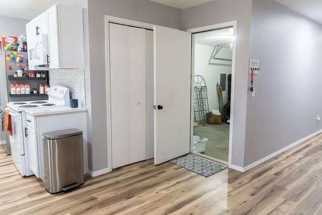 222 N Westport Avenue, Springfield, MO 65802