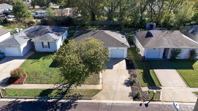 222 N Westport Avenue, Springfield, MO 65802