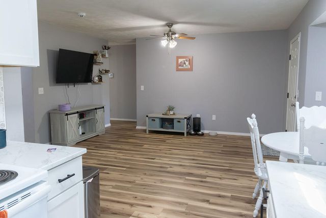 222 N Westport Avenue, Springfield, MO 65802