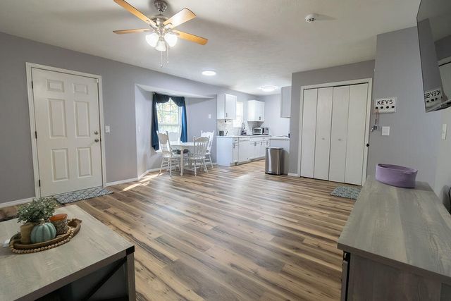 222 N Westport Avenue, Springfield, MO 65802